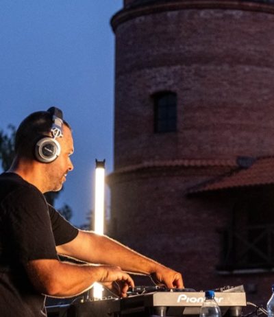 kontakt 2